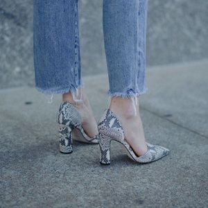 Able snakeskin heels 8.5